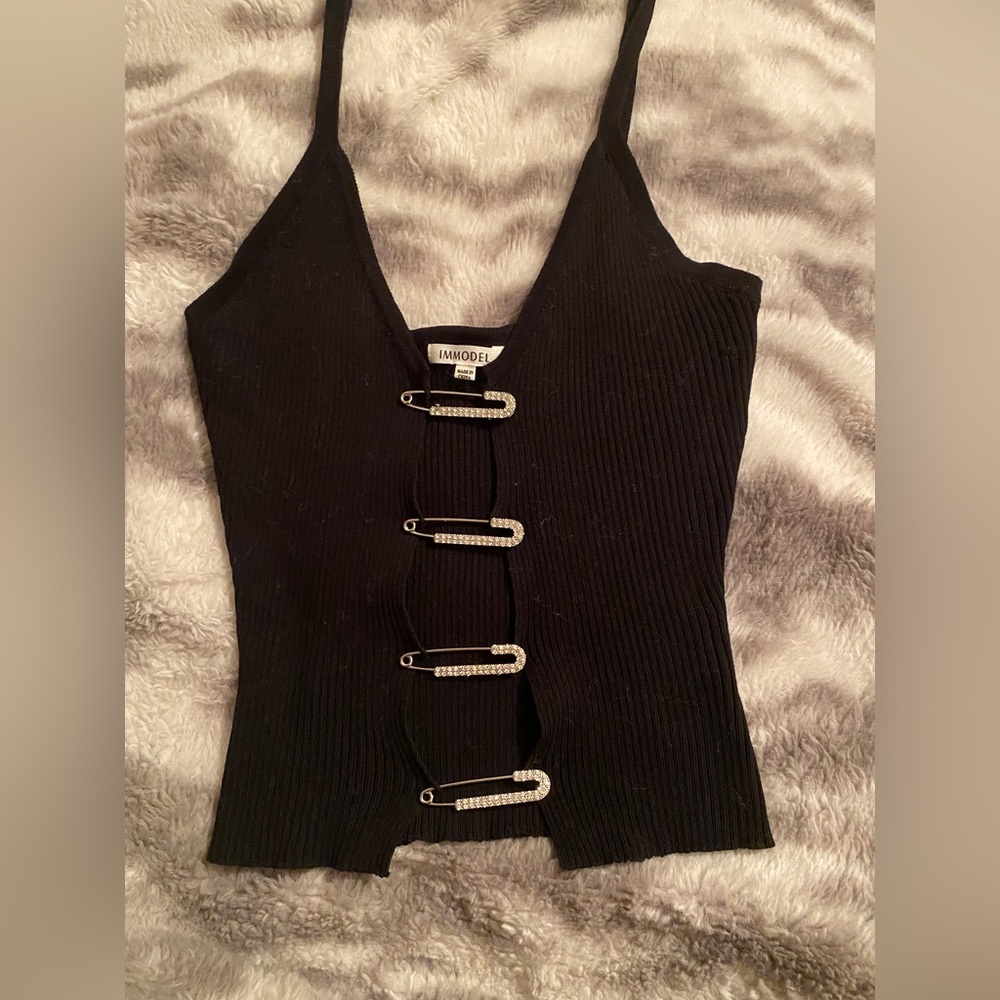 Make It Pop Rhinestone Safety Pin Tank Top In Black